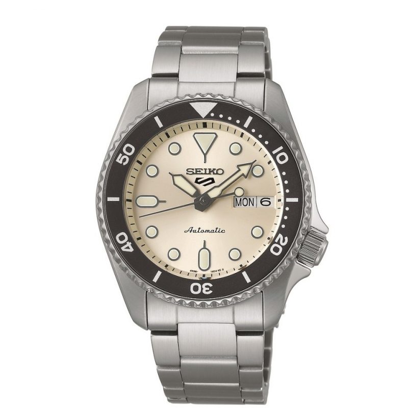 Seiko 5 Sports SKX “Midi” Reissue Cream Dial Steel Bracelet Watch SRPK31K1